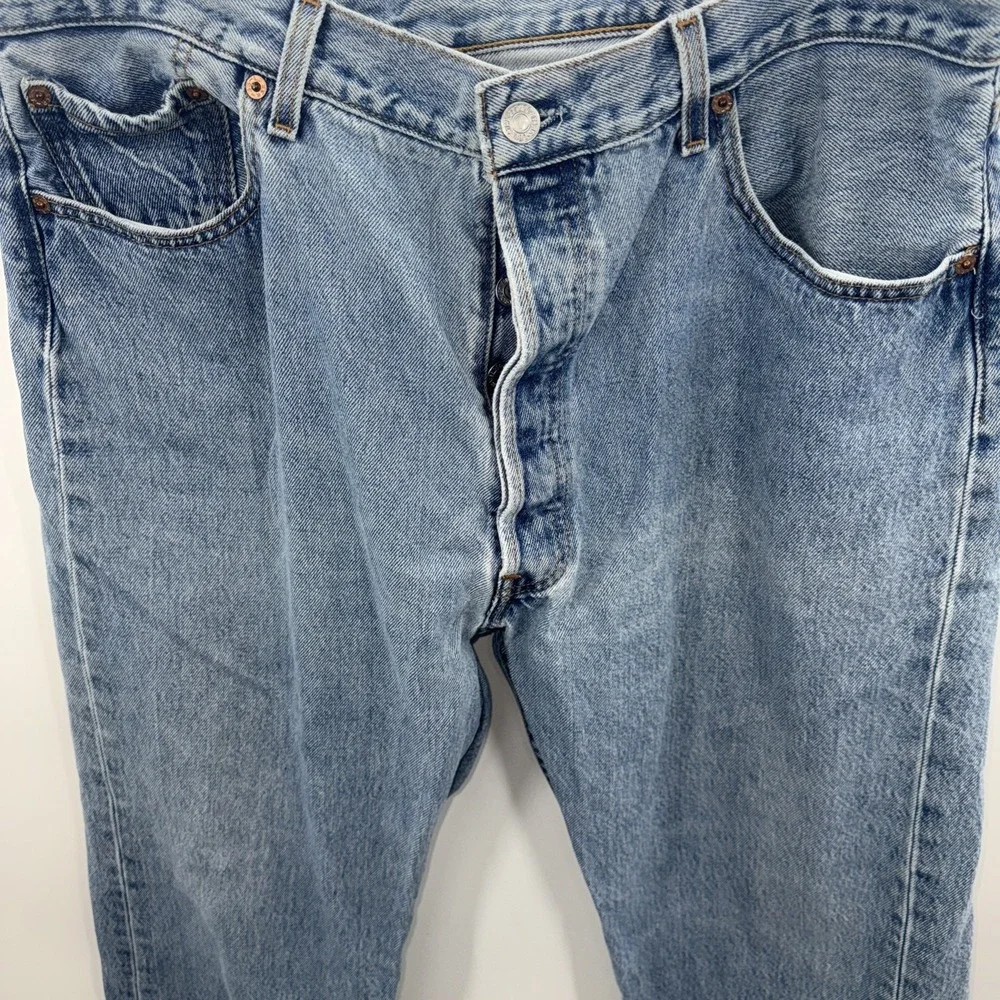 Vintage Y2K 2000 Levis 501 XX Denim Jeans Mens 38 x 30 Button Fly Made In Mexico